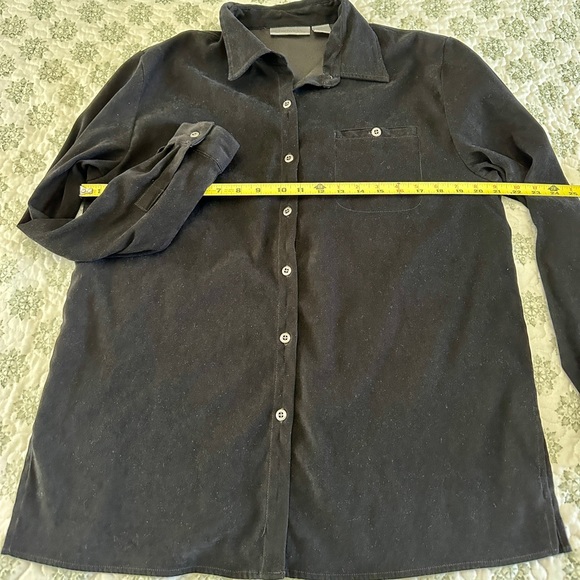 Chadwick’s Button-Down Women’s Shirt - Picture 4 of 11